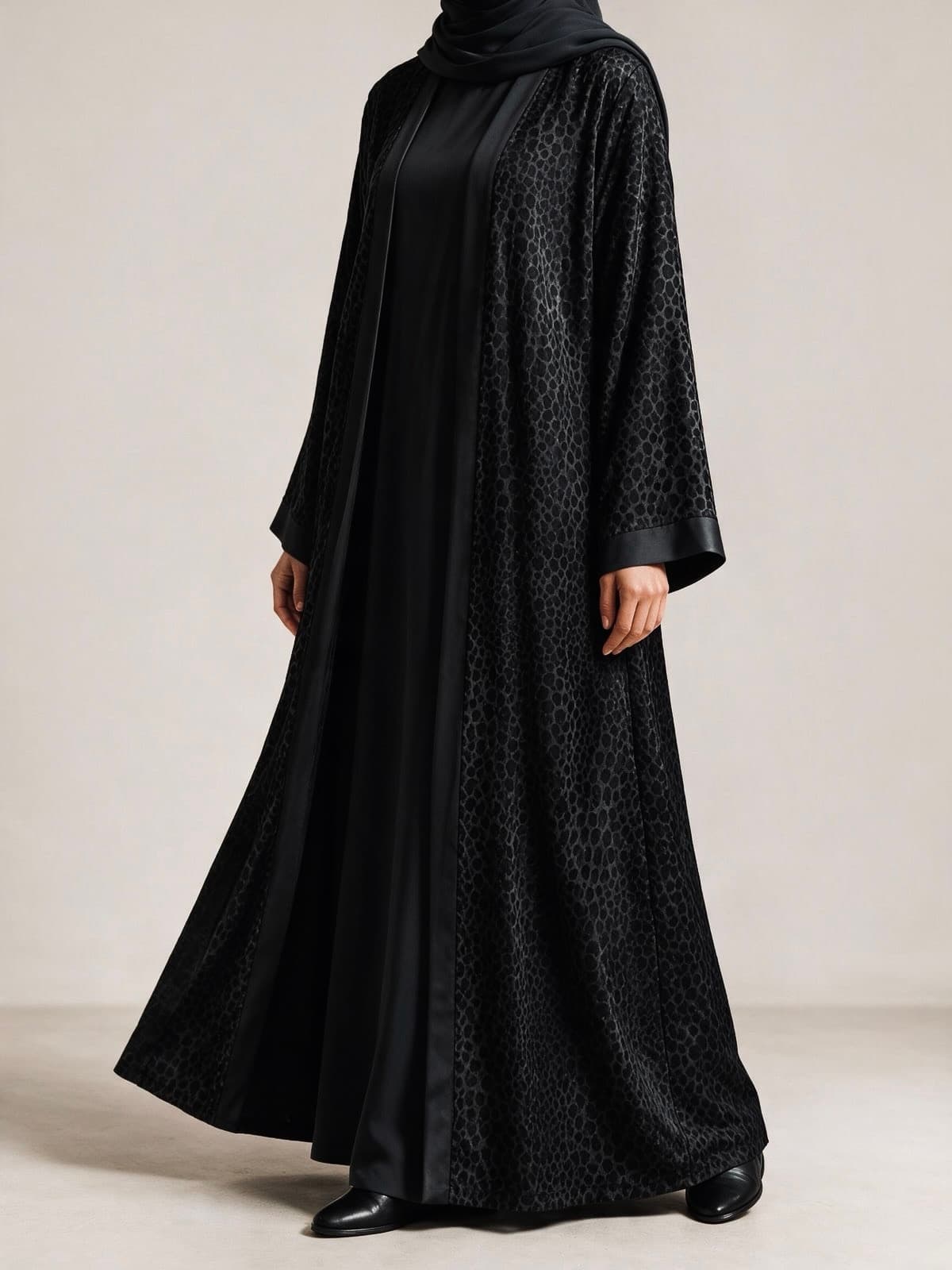 Saf İpek İkili Esved Abaya — Safiya abaya görseli 1